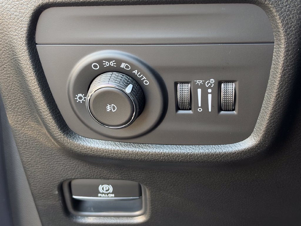 New 2027 Jeep Grand Cherokee L Limited AWD/4WD image 30