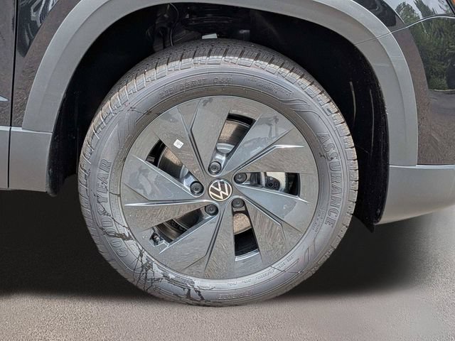 New 2026 Volkswagen Taos S FWD image 12