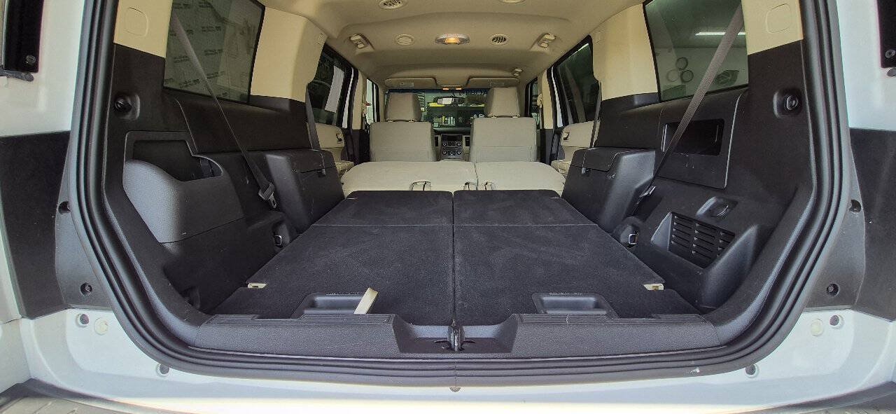 Used 2018 Ford Flex SE FWD image 26