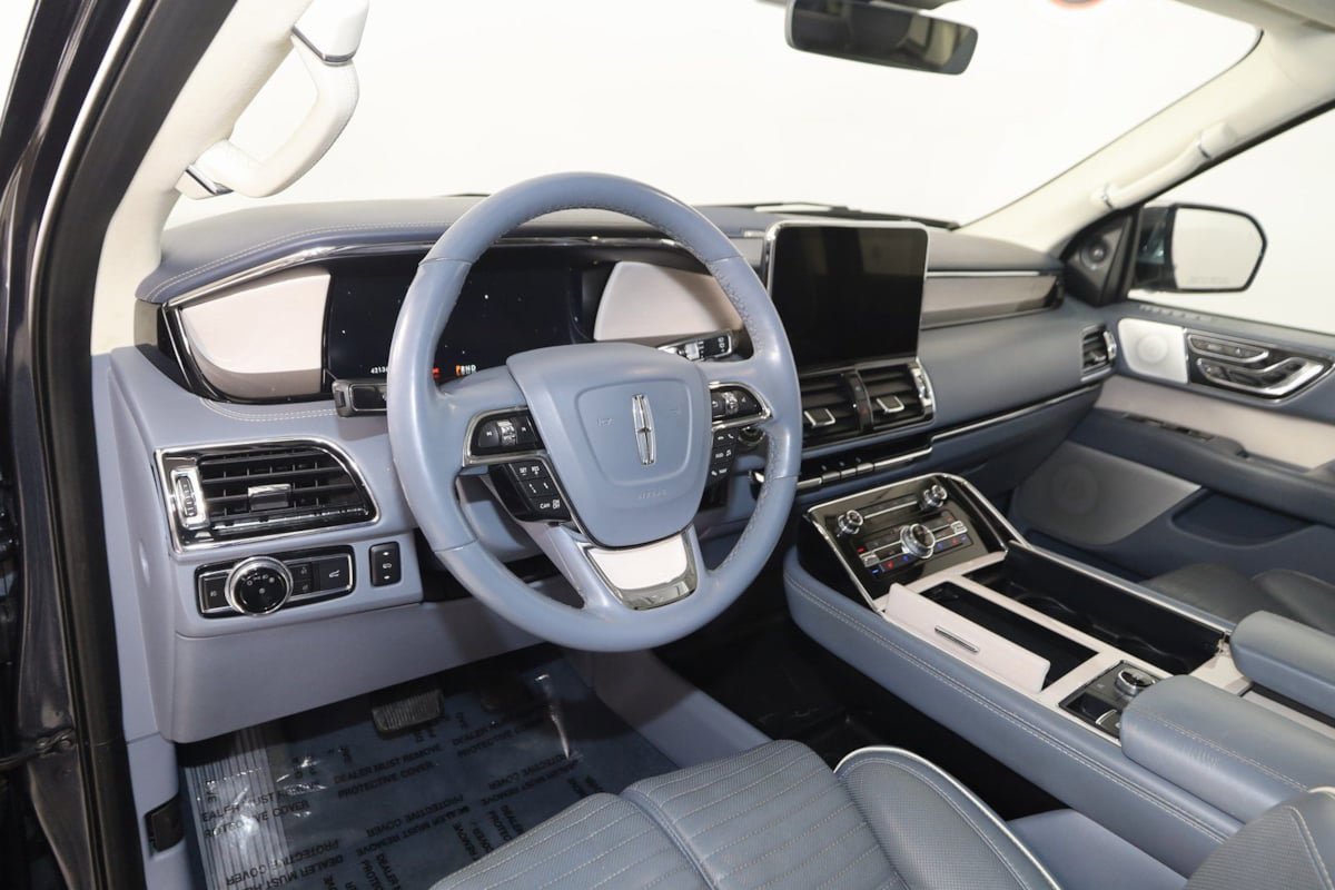 Used 2021 Lincoln Navigator L Black Label AWD/4WD image 29