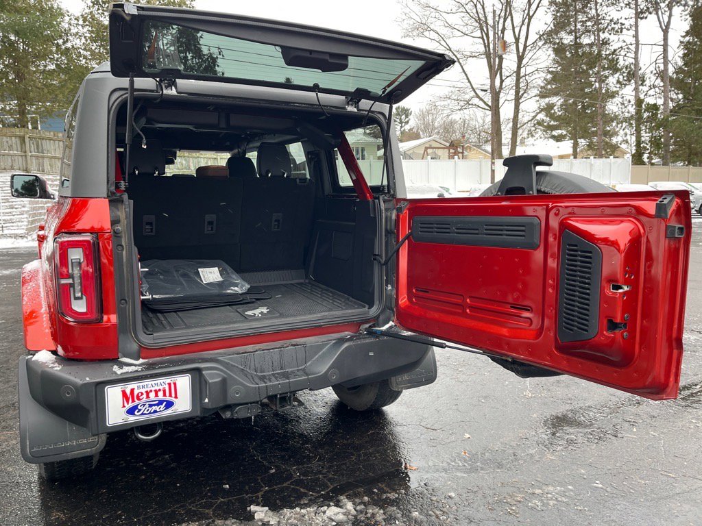 Used 2023 Ford Bronco Outer Banks image 8