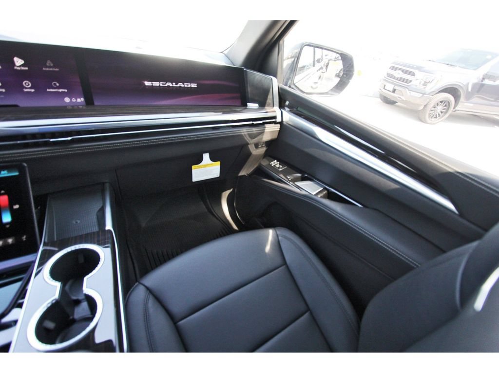 New 2026 Cadillac Escalade 2WD image 10