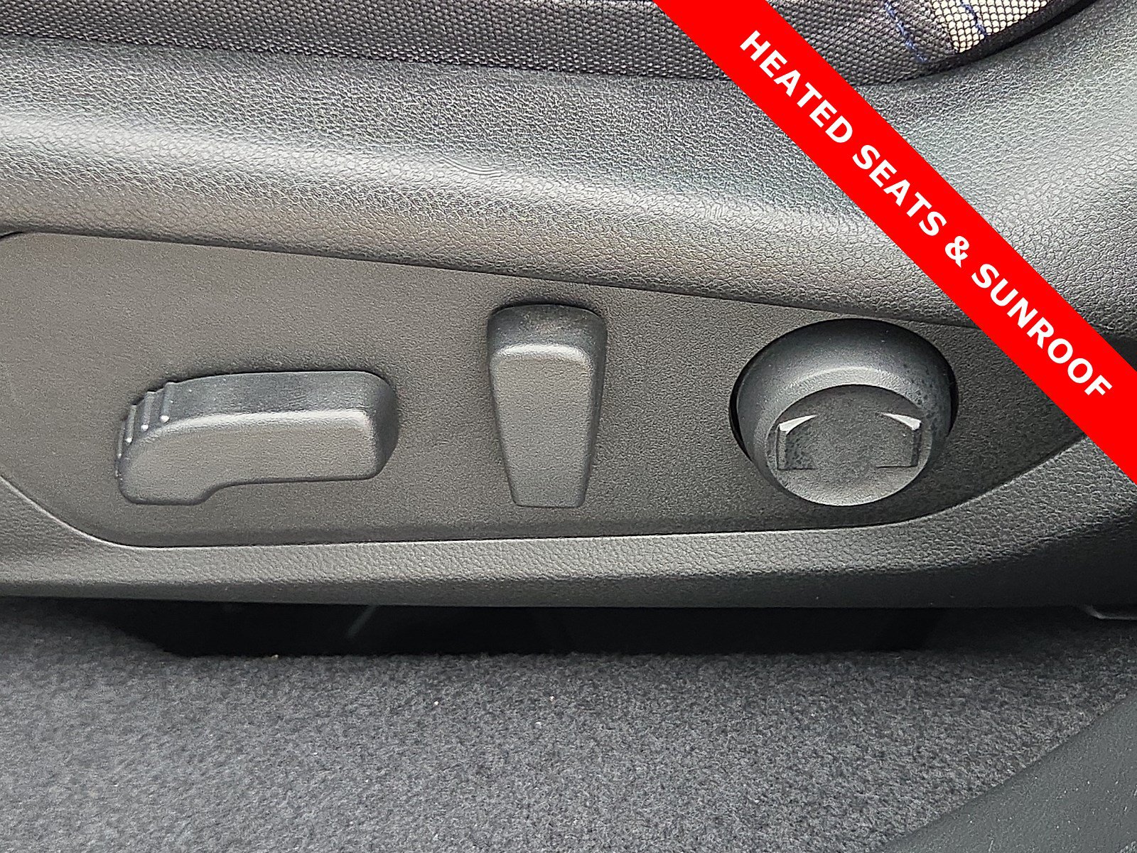 Used 2025 Subaru Forester Premium AWD/4WD image 14