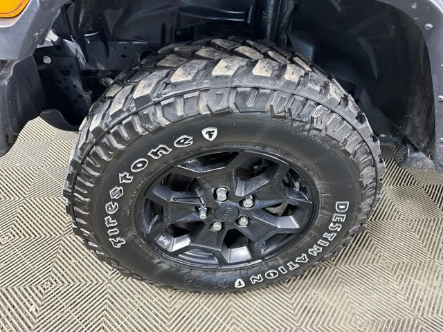 Used 2023 Jeep Wrangler Unlimited w/ Cold Weather Group image 9