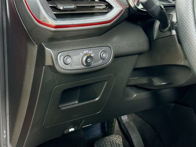 Used 2023 Chevrolet TrailBlazer RS AWD/4WD image 10