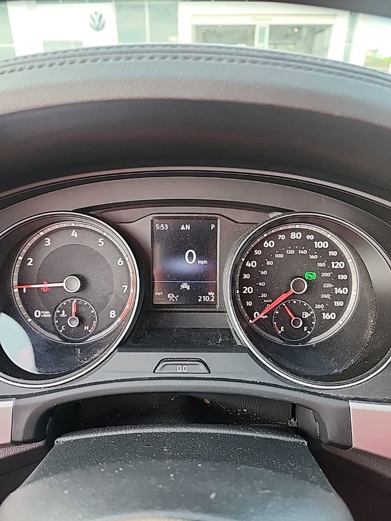 Used 2021 Volkswagen Atlas SE w/ Panoramic Sunroof Package image 7