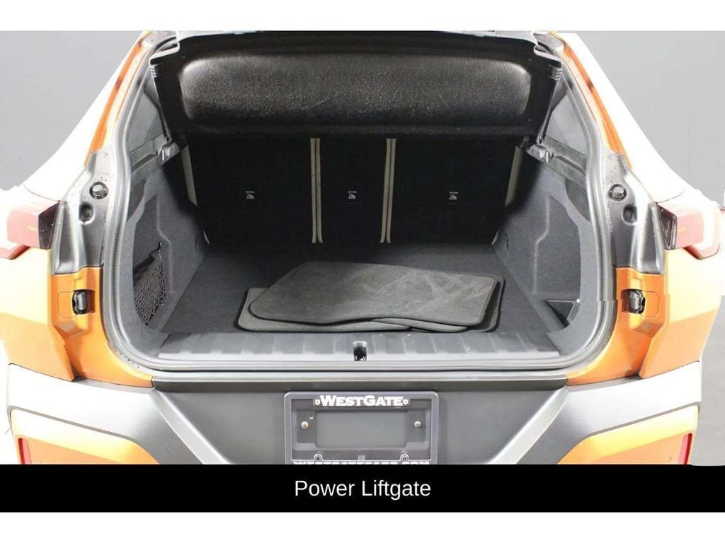 Used 2025 BMW X2 xDrive28i AWD/4WD image 45