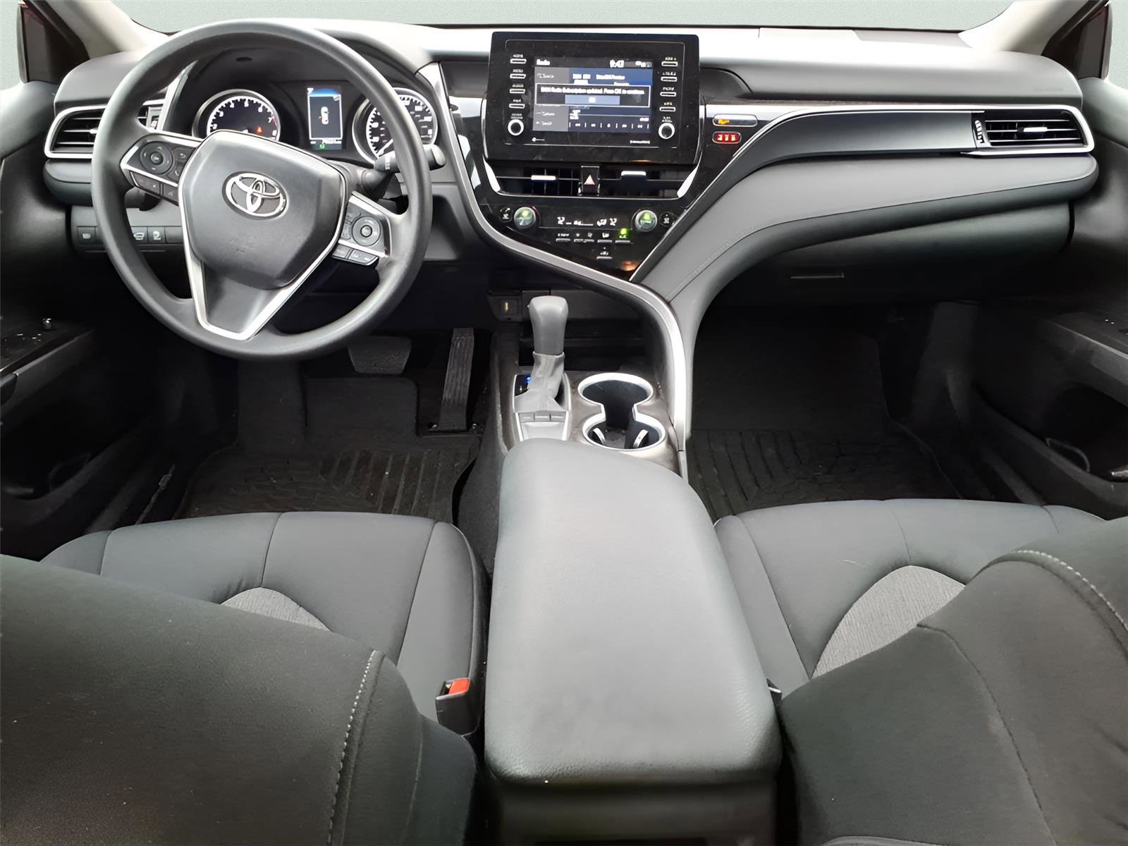 Used 2023 Toyota Camry LE image 2