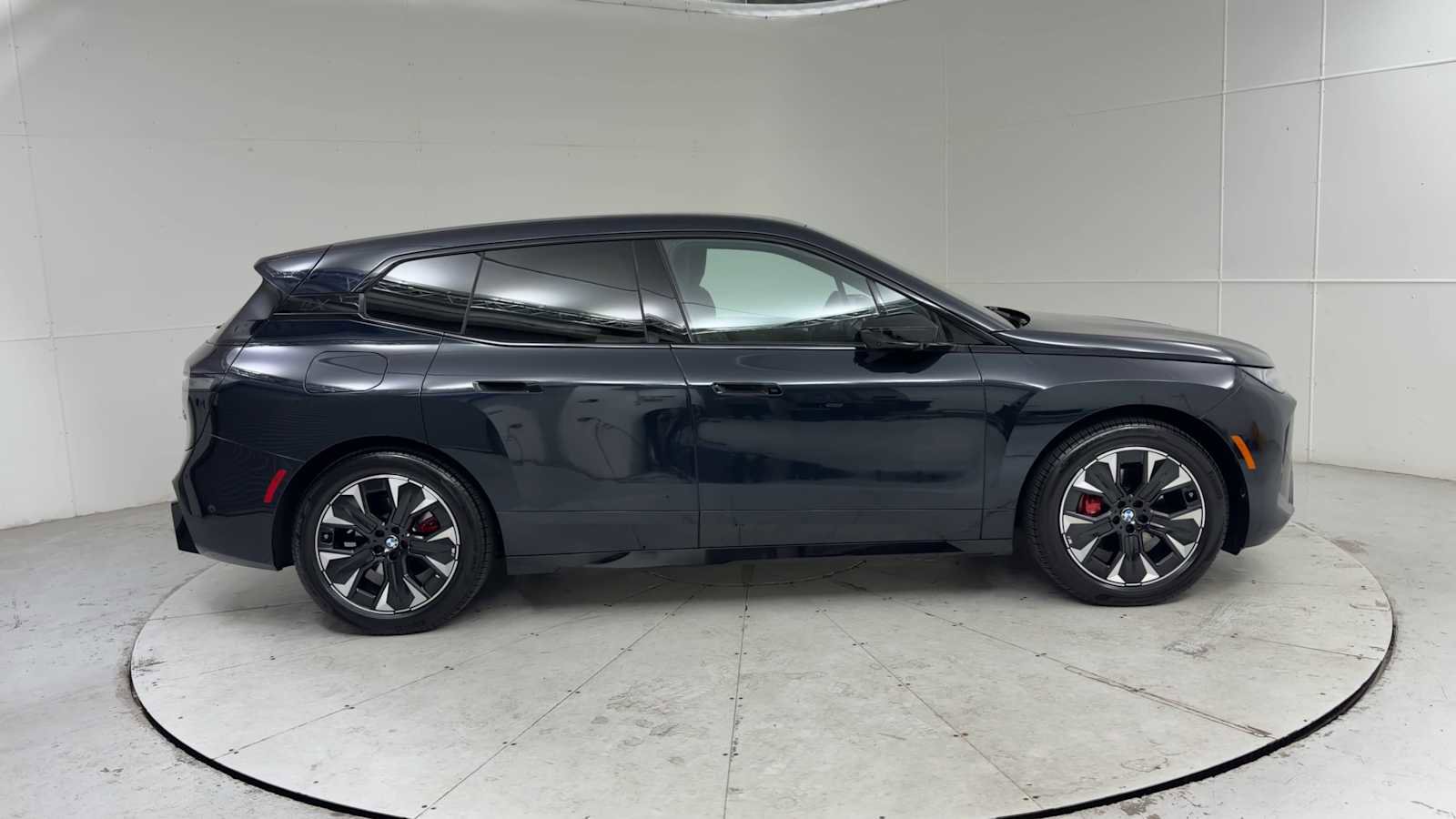 Certified 2026 BMW iX M70 AWD/4WD image 9