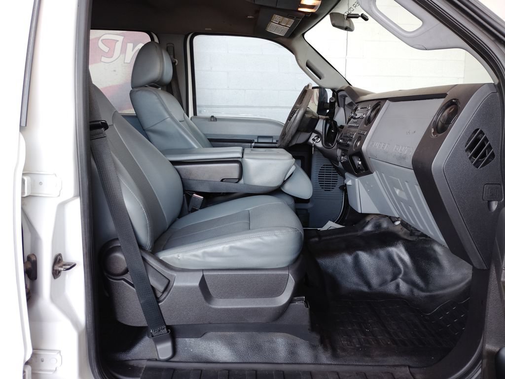 Used 2016 Ford F450 XL w/ Power Equipment Group RWD image 10