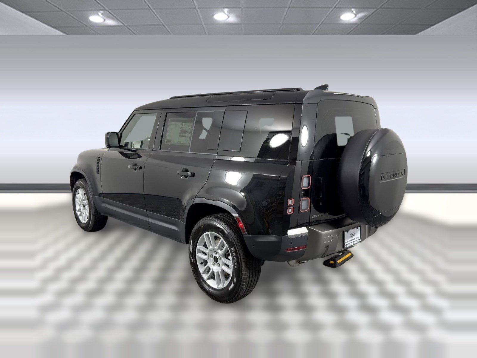 Used 2026 Land Rover Defender 110 S AWD/4WD image 3