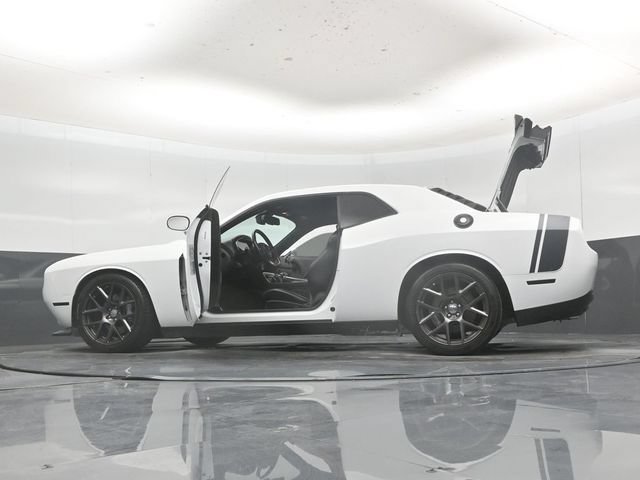 Used 2016 Dodge Challenger R/T Scat Pack RWD image 60