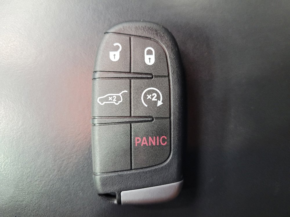 Used 2019 Jeep Grand Cherokee High Altitude AWD/4WD image 32