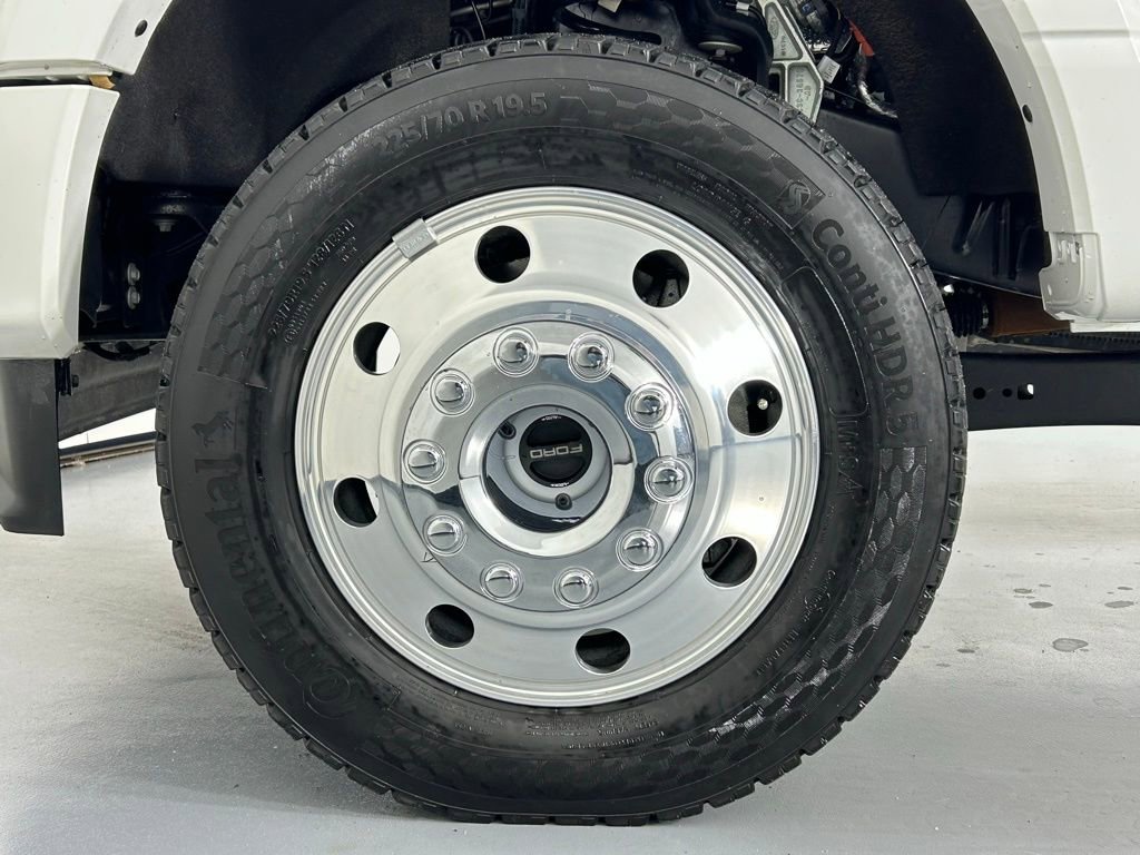 Used 2025 Ford F450 King Ranch w/ Chrome Package image 44