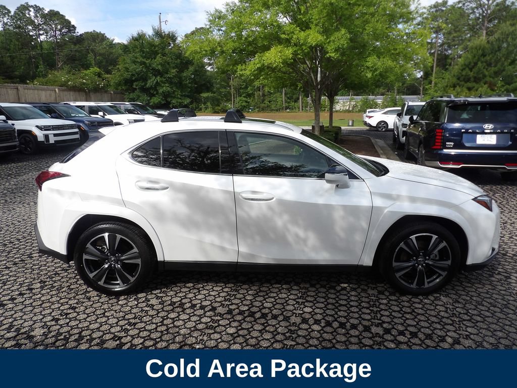 Used 2025 Lexus UX 300h AWD w/ Accessory Package (Z1) image 5