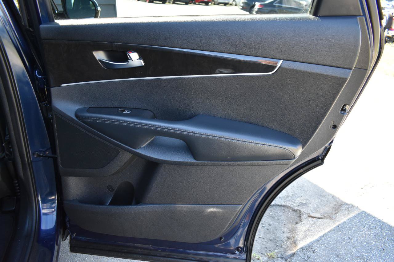 Used 2016 Kia Sorento FWD image 39