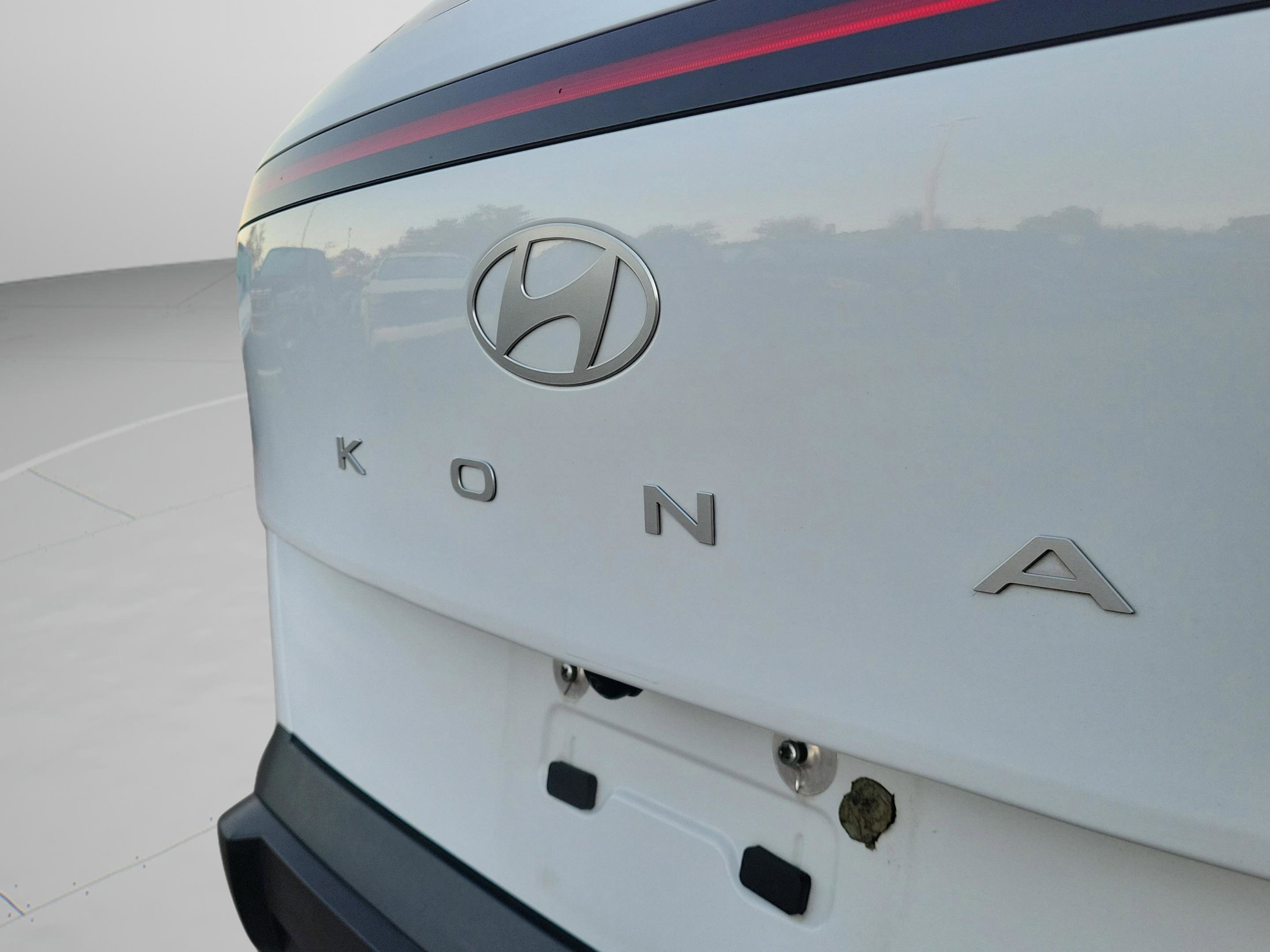 Certified 2024 Hyundai Kona SEL image 6