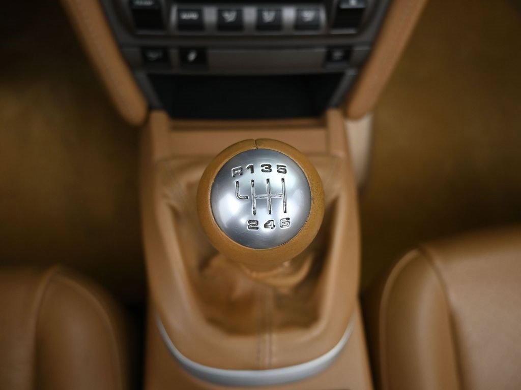 Used 2006 Porsche 911 Carrera S image 8