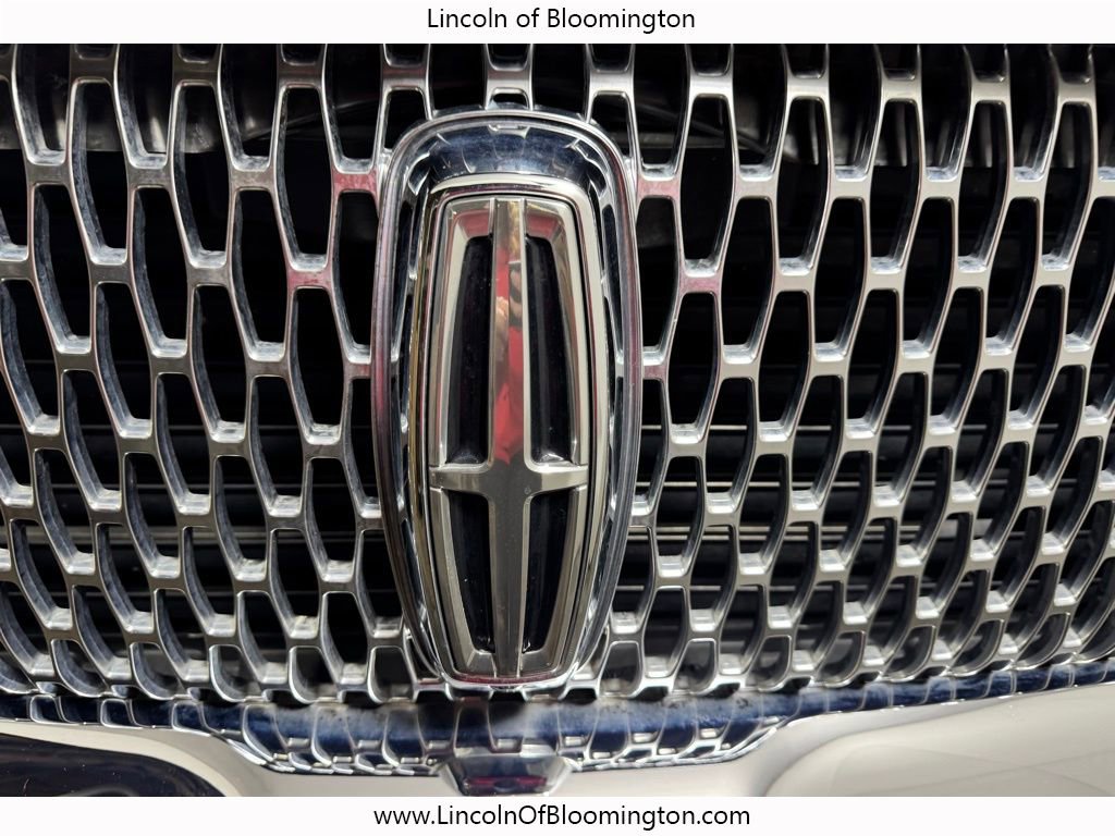 Used 2024 Lincoln Navigator Reserve AWD/4WD image 12