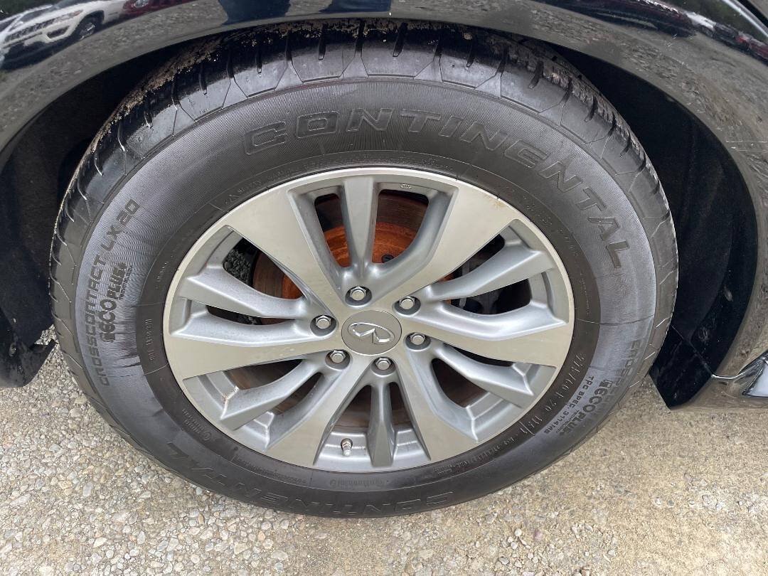 Used 2017 INFINITI QX80 4WD w/ Driver Assistance Package image 34