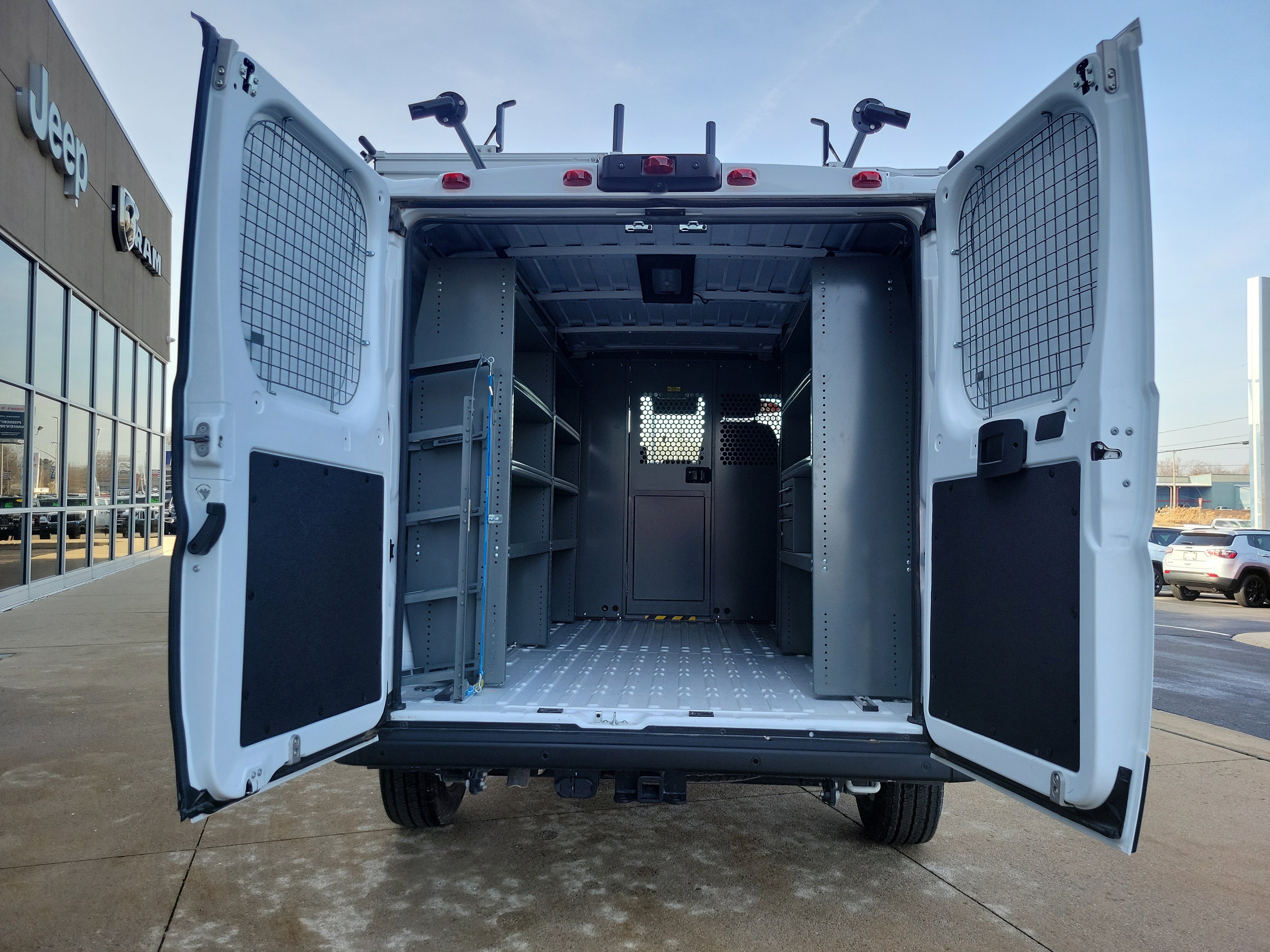 Used 2025 RAM ProMaster 2500 w/ Quick Order Package 22G SLT image 16