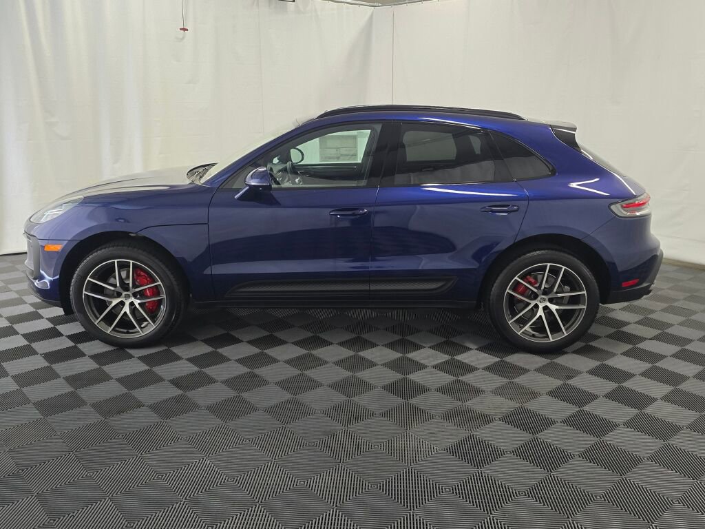 New 2026 Porsche Macan S image 2
