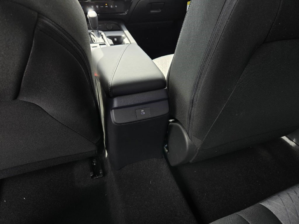 New 2027 Nissan Sentra SV w/ Floor Mat Package FWD image 11