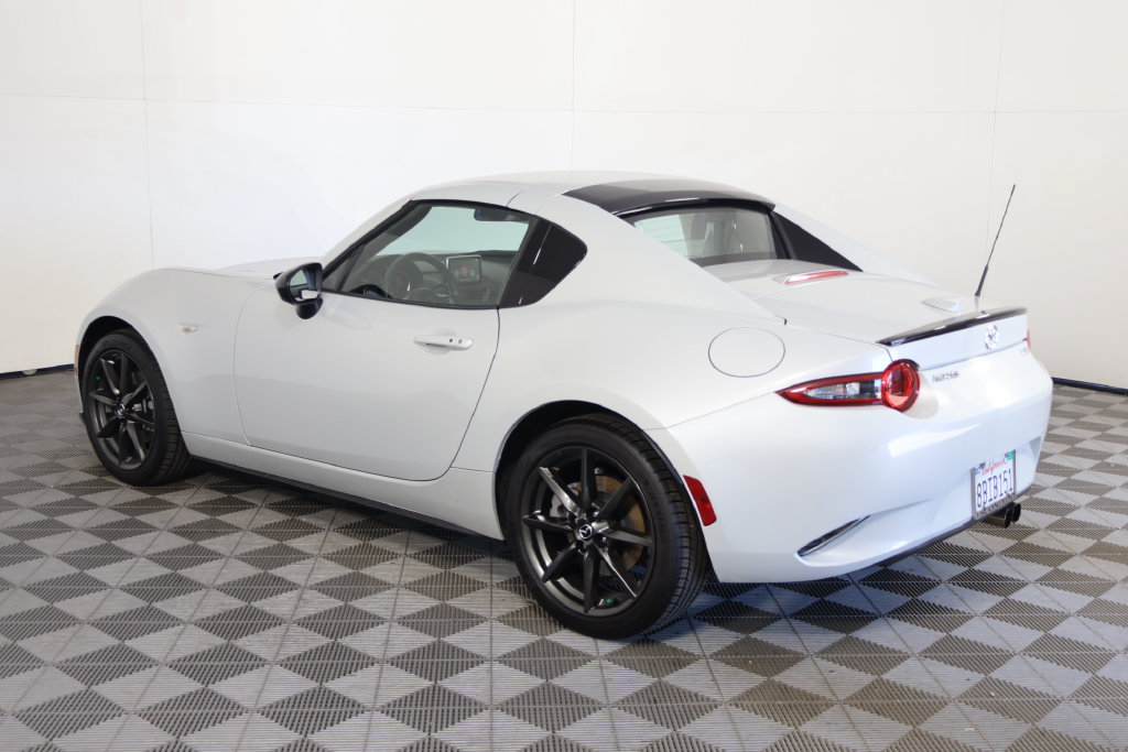 Used 2017 MAZDA MX-5 Miata RF Club RWD image 6