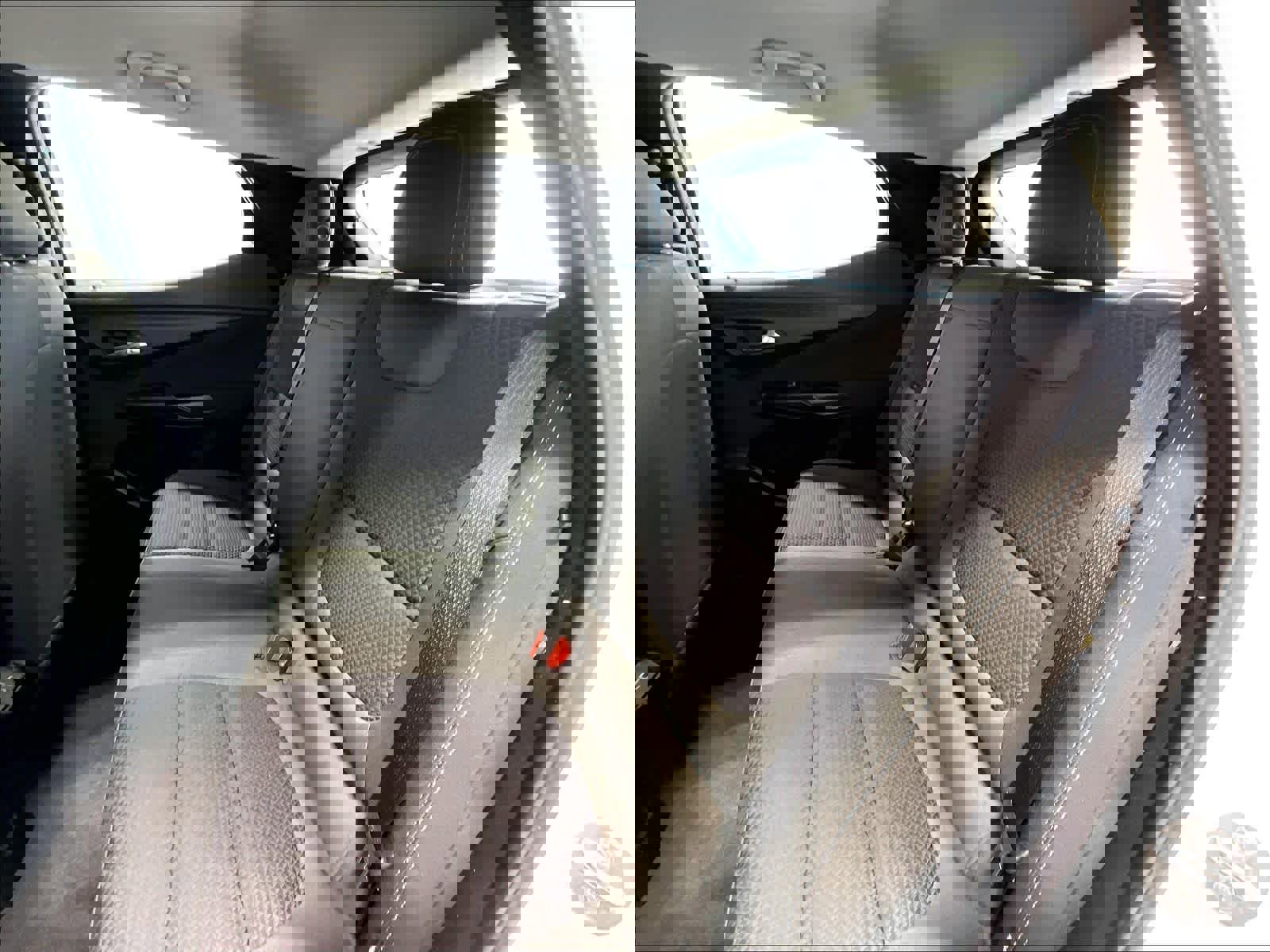 Used 2023 Chevrolet Bolt EUV LT w/ Comfort Package FWD image 15