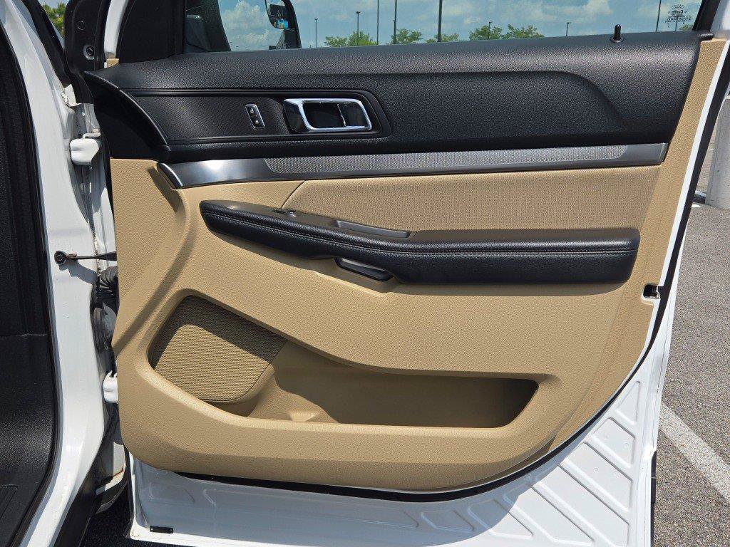 Used 2017 Ford Explorer 4WD image 6