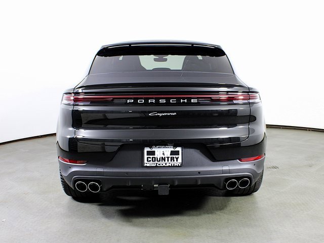 New 2025 Porsche Cayenne Coupe image 6