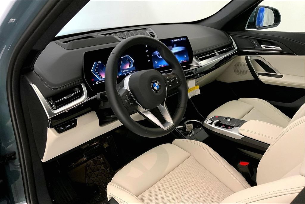 Certified 2026 BMW X1 xDrive28i w/ Technology Package AWD/4WD image 4