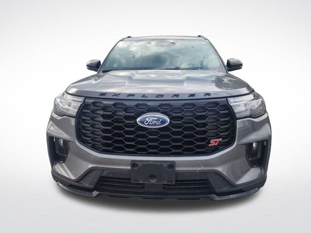 Used 2025 Ford Explorer ST w/ Sun And Sound Package AWD/4WD image 8