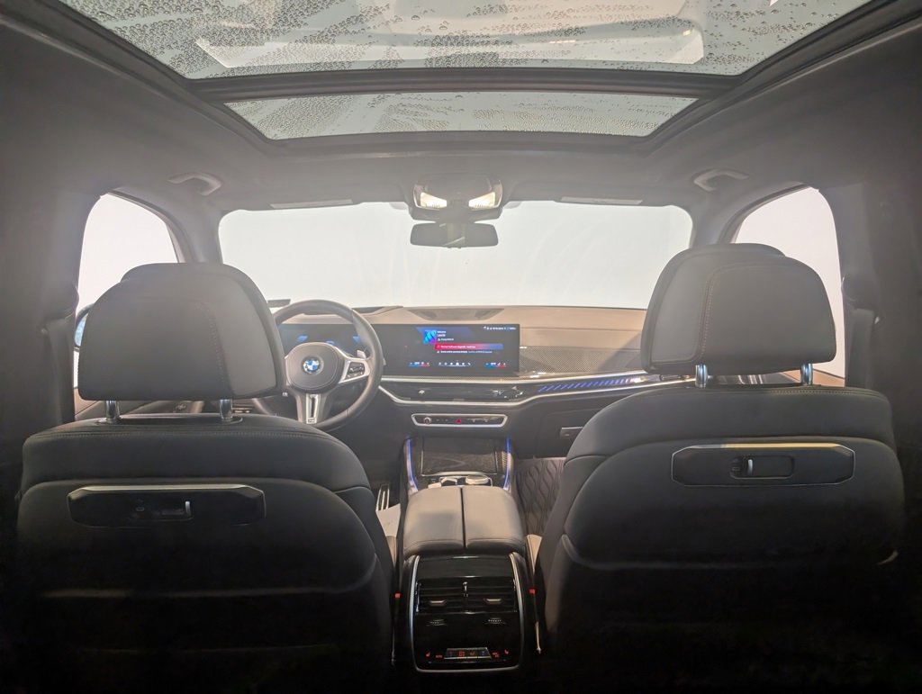 Used 2025 BMW X5 M60i w/ Climate Comfort Package image 30