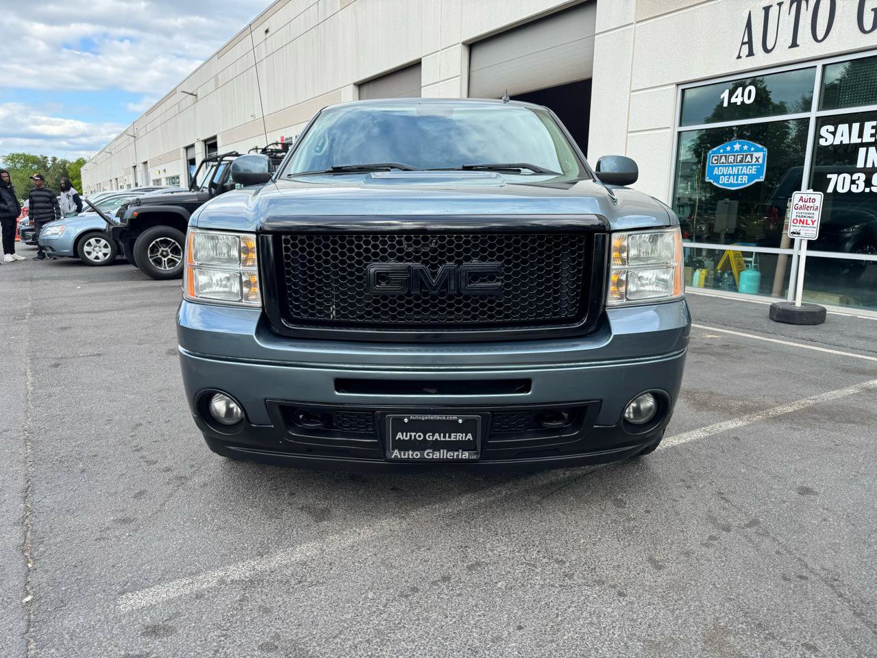 Used 2011 GMC Sierra 1500 Denali AWD/4WD image 2