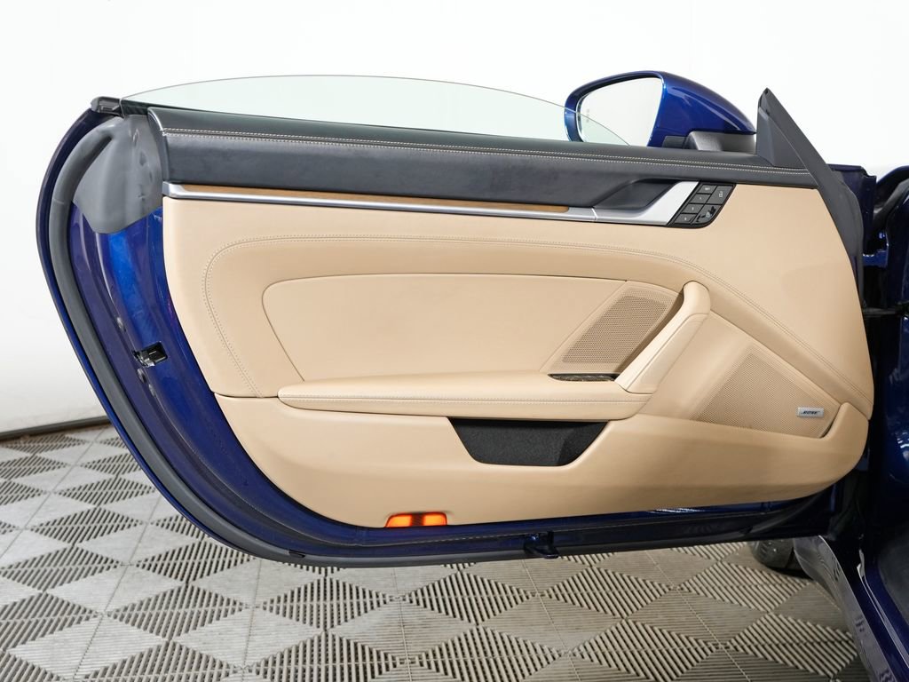 Certified 2020 Porsche 911 Carrera 4S image 25