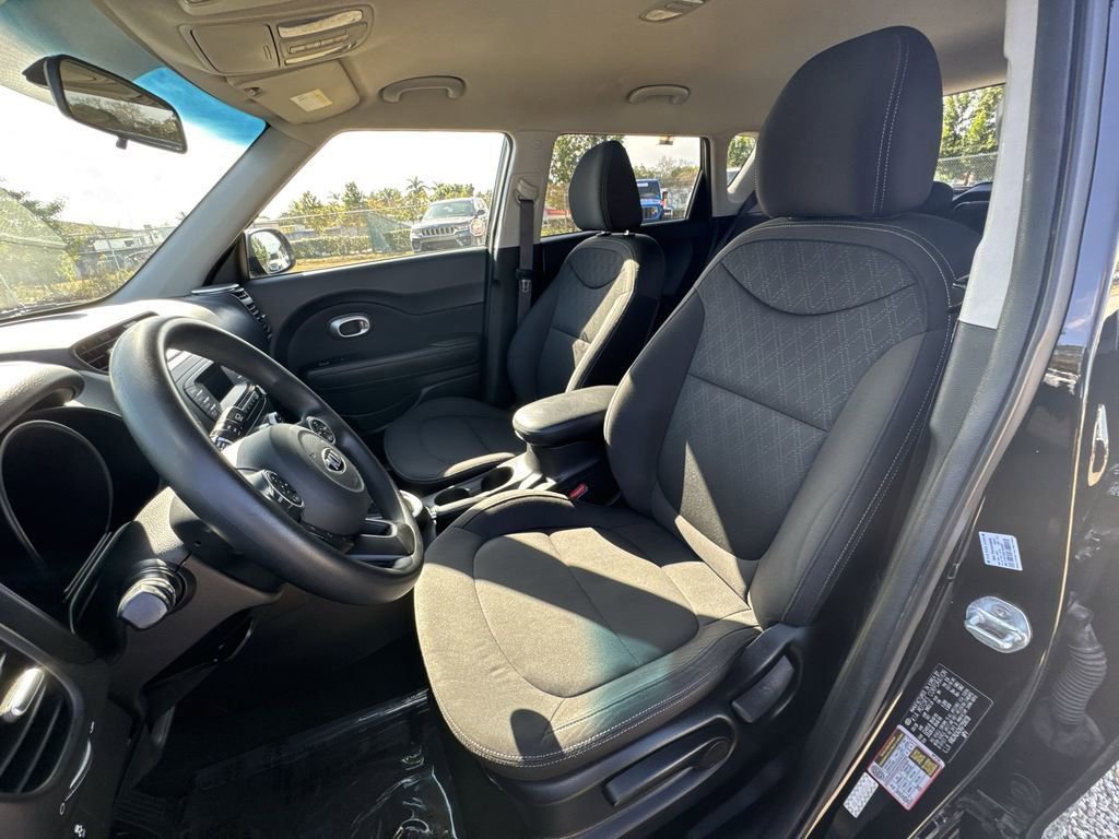 Used 2016 Kia Soul image 15
