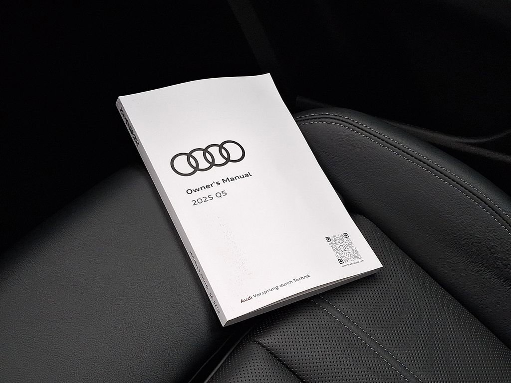 Used 2025 Audi Q5 Premium Plus w/ Premium Plus image 27