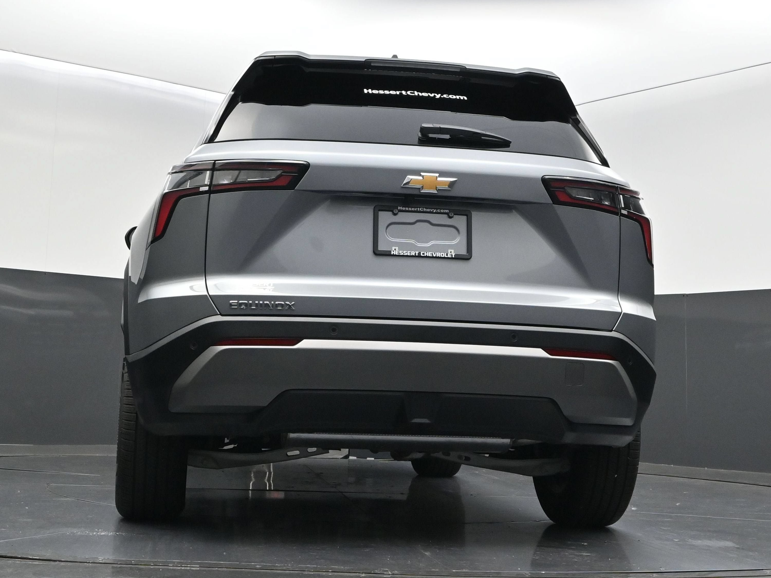 New 2027 Chevrolet Equinox LT w/ Convenience Package II FWD image 43