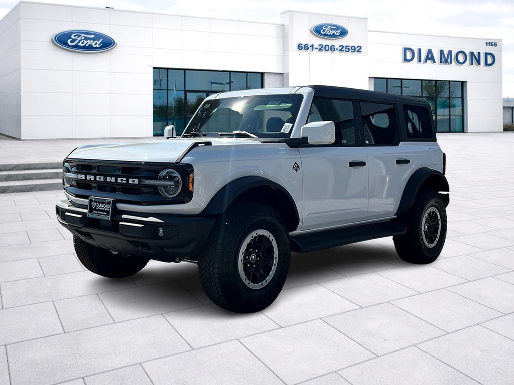 New 2026 Ford Bronco Outer Banks w/ Sasquatch Package