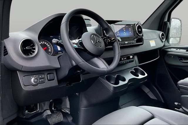 New 2026 Mercedes-Benz Sprinter 2500 image 8