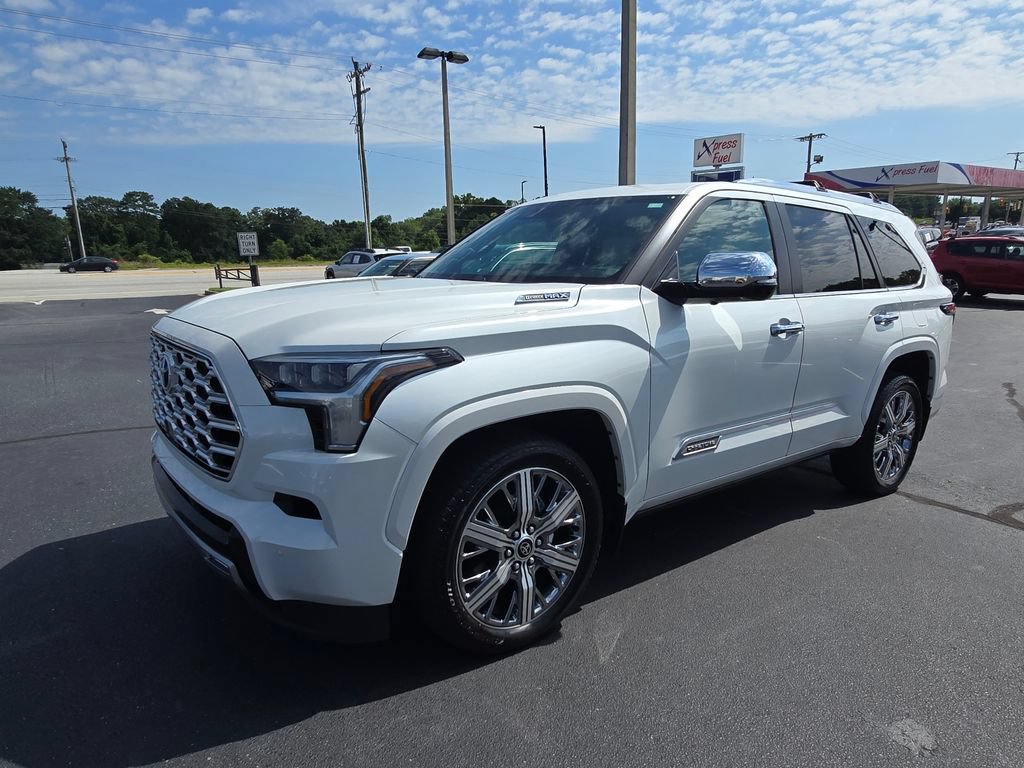 Used 2024 Toyota Sequoia Capstone AWD/4WD image 7