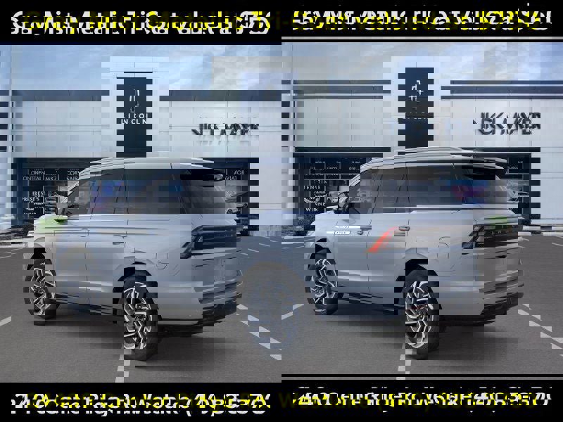 New 2025 Lincoln Navigator Reserve image 4