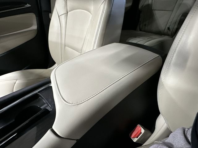 Used 2020 Buick Enclave Premium AWD/4WD image 25