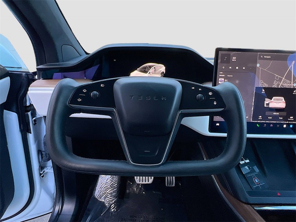 Used 2022 Tesla Model X image 10