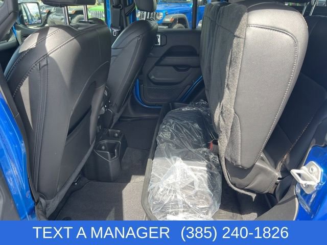 Used 2023 Jeep Gladiator Overland image 35