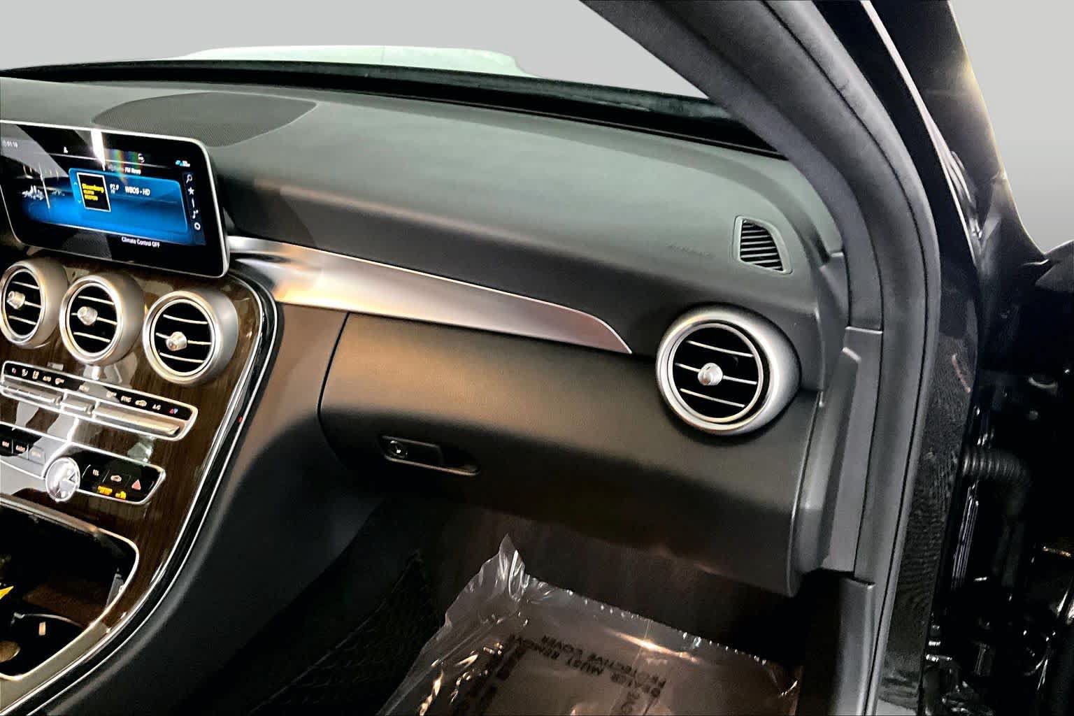 Certified 2020 Mercedes-Benz C 300 4MATIC Sedan image 19