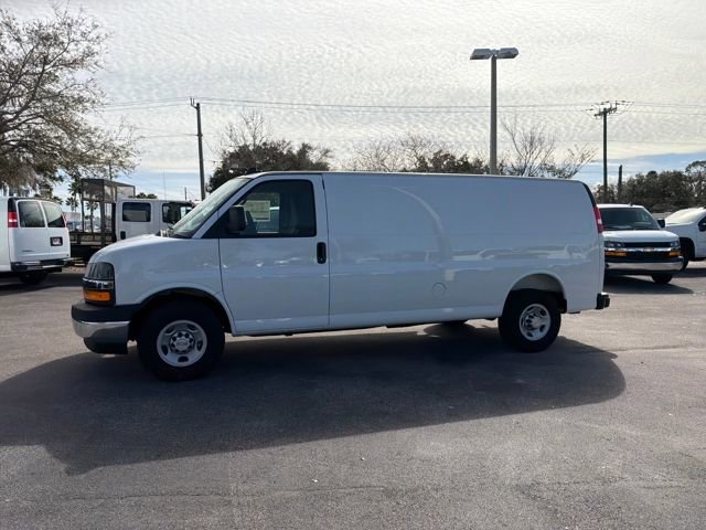 New 2025 Chevrolet Express 2500 Work Van 3D Extended Cargo Van w/ Driver Convenience Package RWD image 5