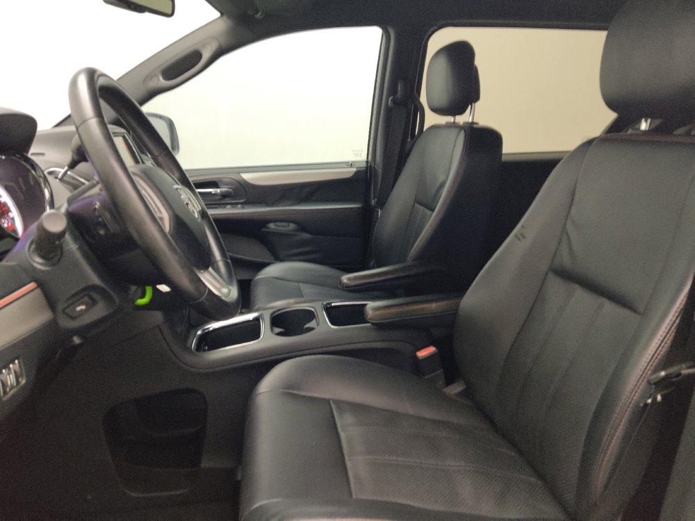 Used 2013 Dodge Grand Caravan R/T w/ Safety Sphere Group image 17