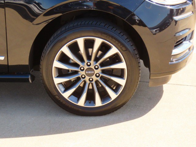 Used 2019 Lincoln Navigator Select image 7